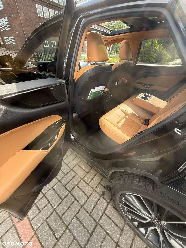 Lexus NX 350h Omotenashi AWD - 21