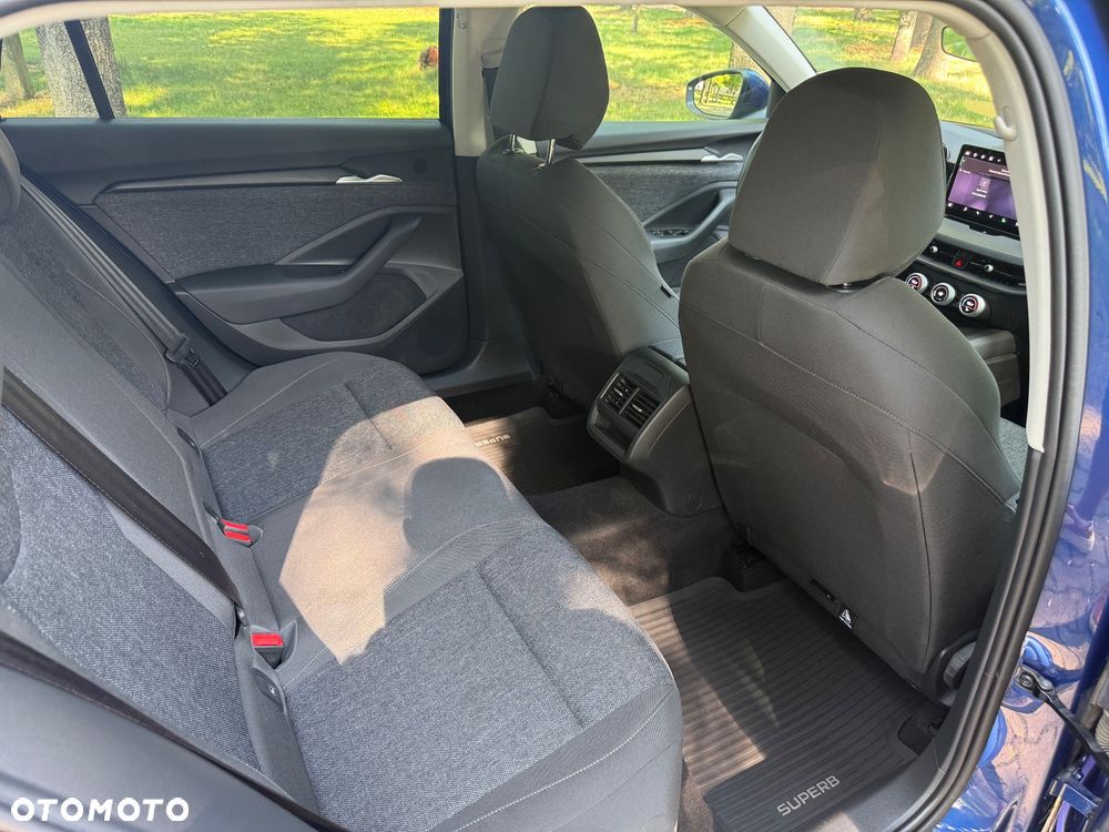 Skoda Superb 1.5 TSI mHEV Essence DSG - 38