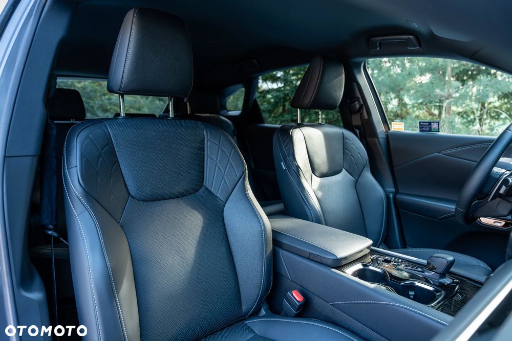 Lexus RX 350h F Sport Design - 25