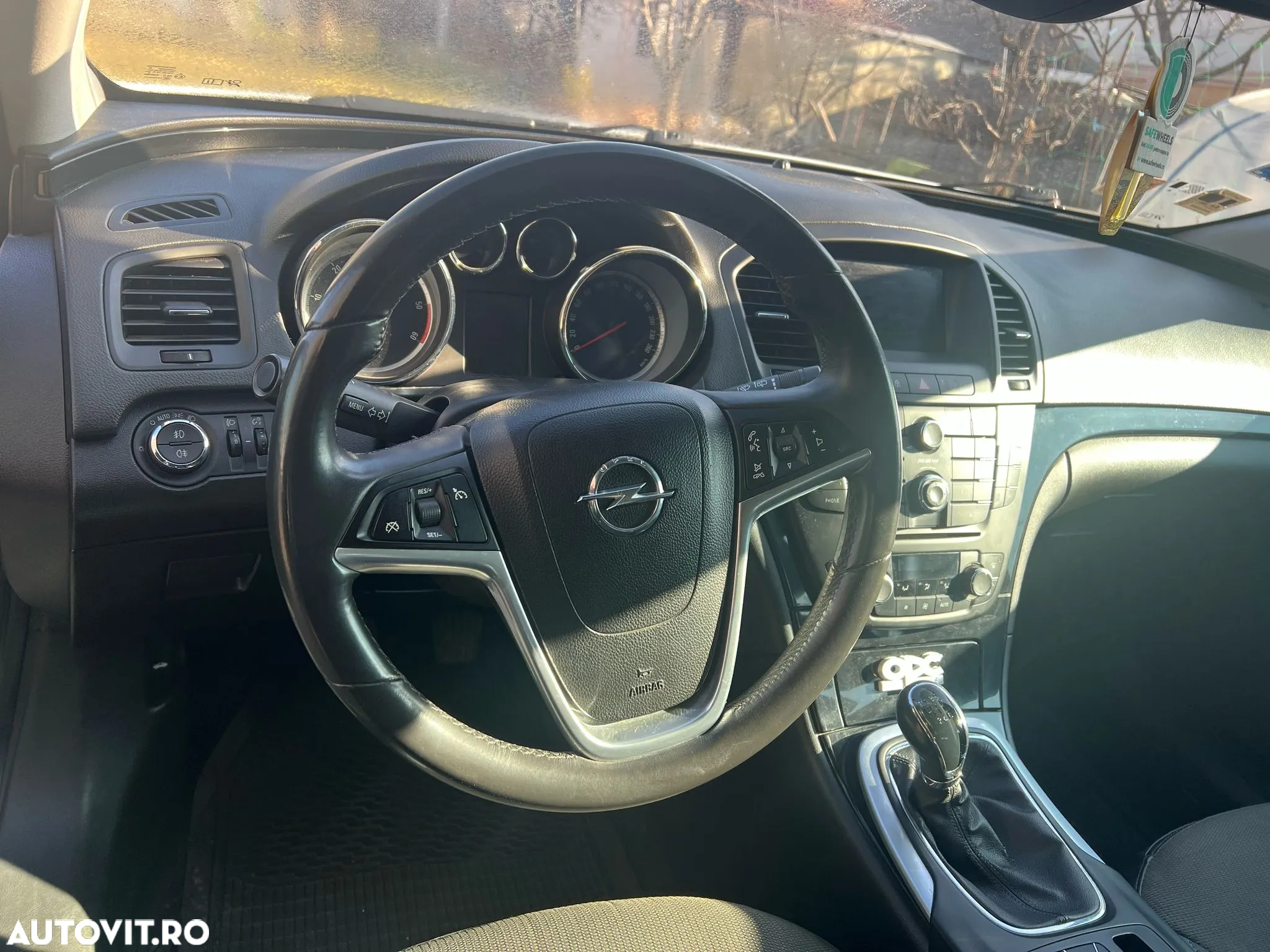Opel Insignia 2.0 CDTI Cosmo - 2
