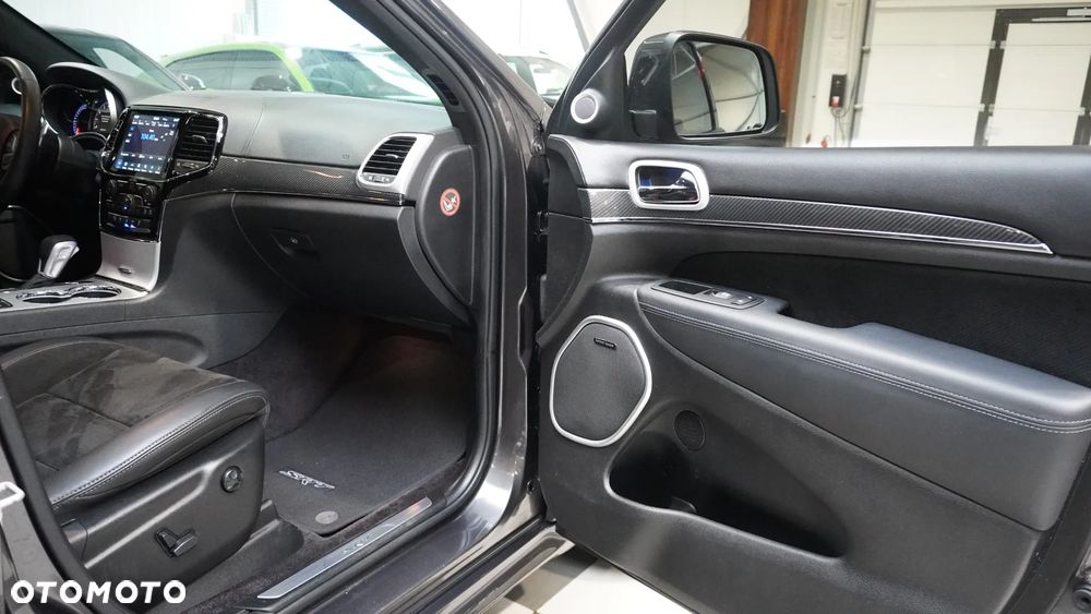 Jeep Grand Cherokee Gr 6.4 V8 SRT8 - 9