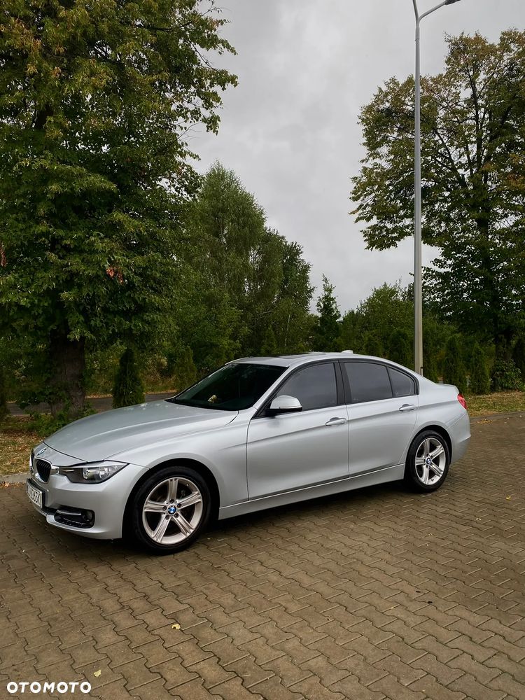 BMW Seria 3 - 13