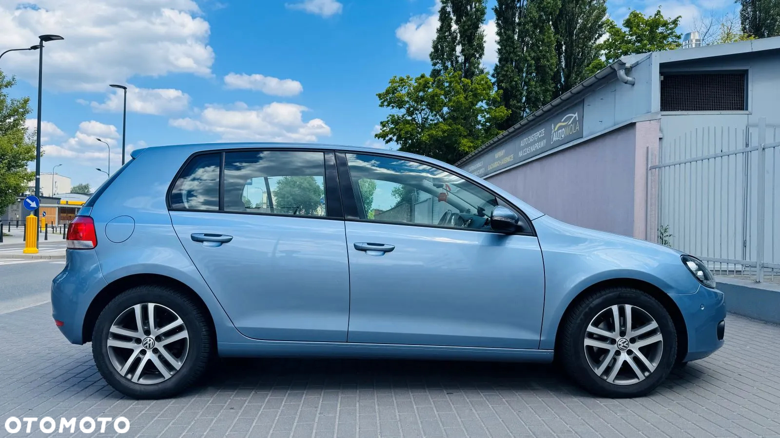 Volkswagen Golf 1.4 TSI BlueMotion Technology DSG Comfortline - 2