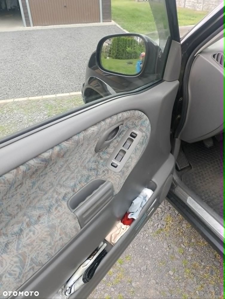 Suzuki Grand Vitara - 25