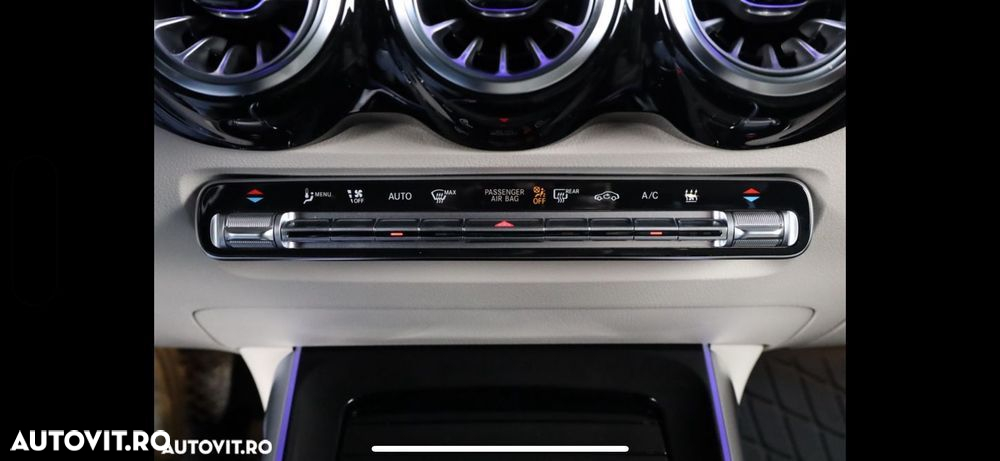 Mercedes-Benz EQB 300 4MATIC - 24
