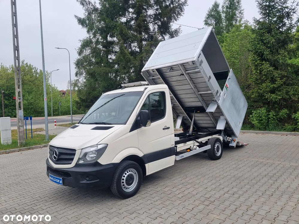 Mercedes-Benz Sprinter - 1