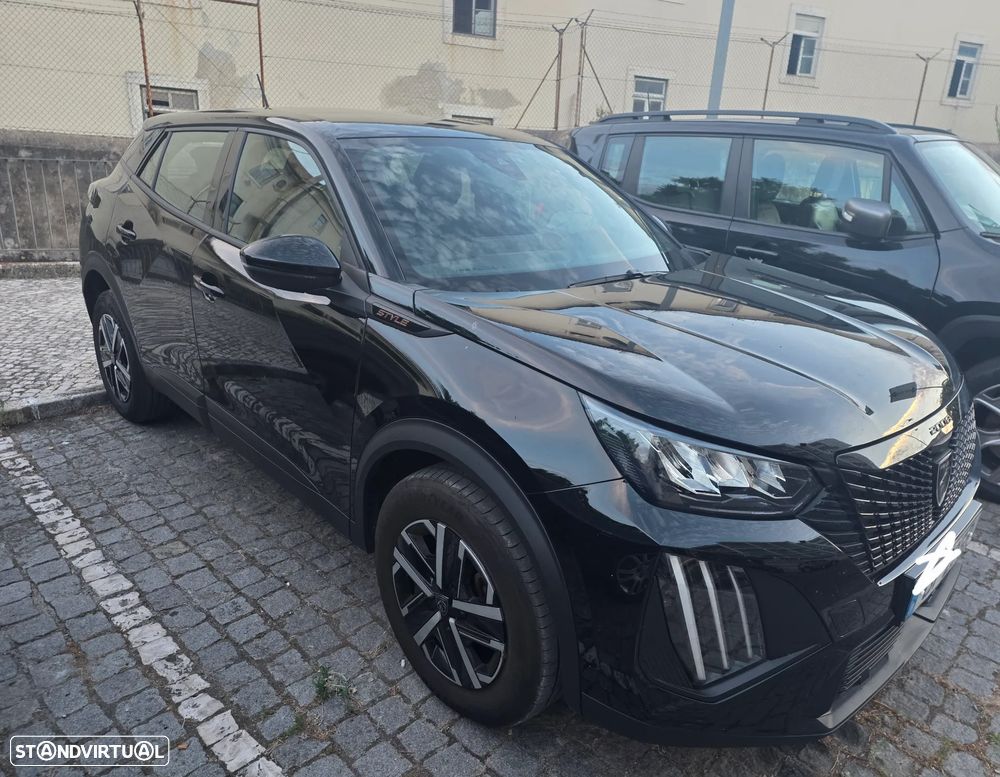Peugeot 2008 - 8