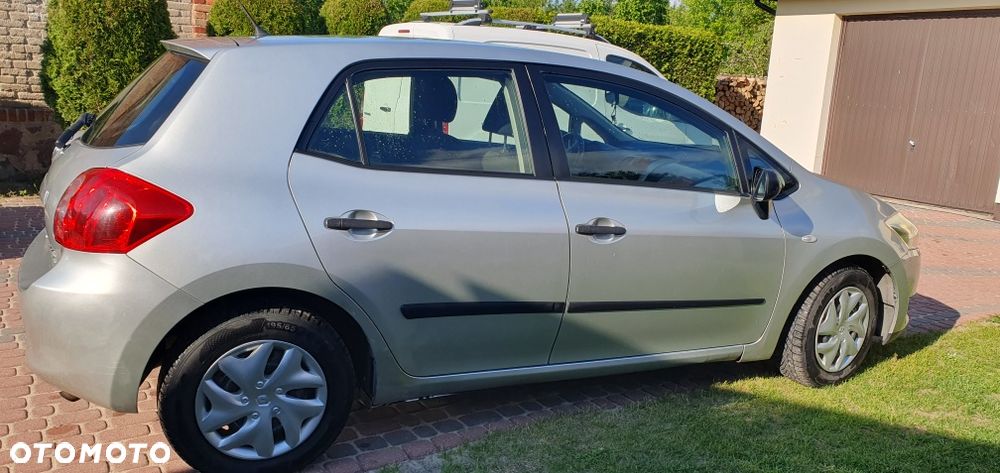 Toyota Auris - 3