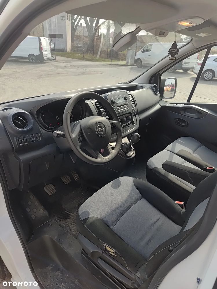 Opel VIVARO - 9