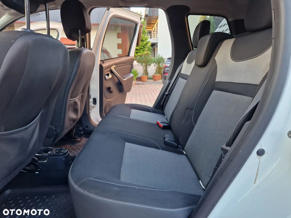 Dacia Duster 1.6 SCe Outdoor 4x4 S&S - 14
