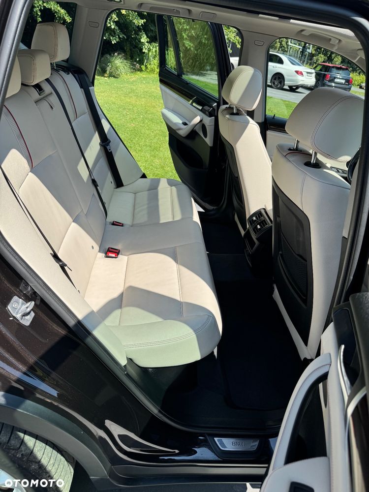 BMW X3 xDrive20d xLine - 29