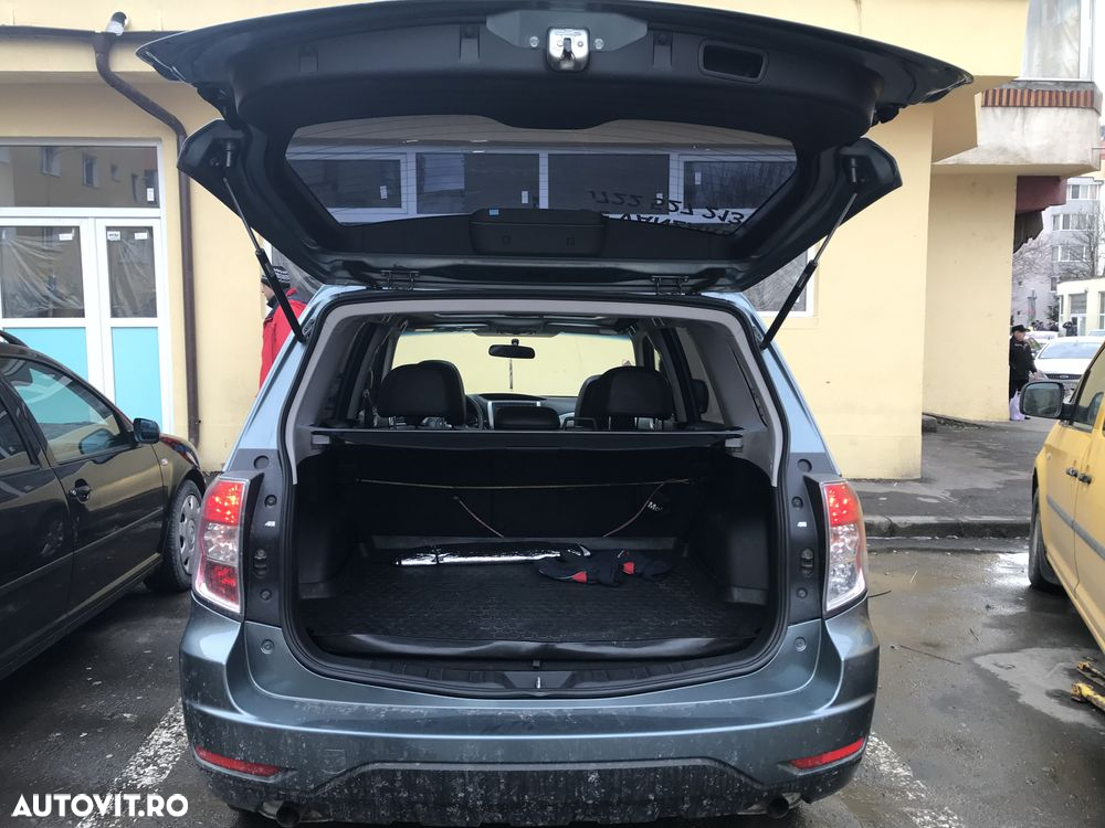 Subaru Forester 2.0D Active - 9