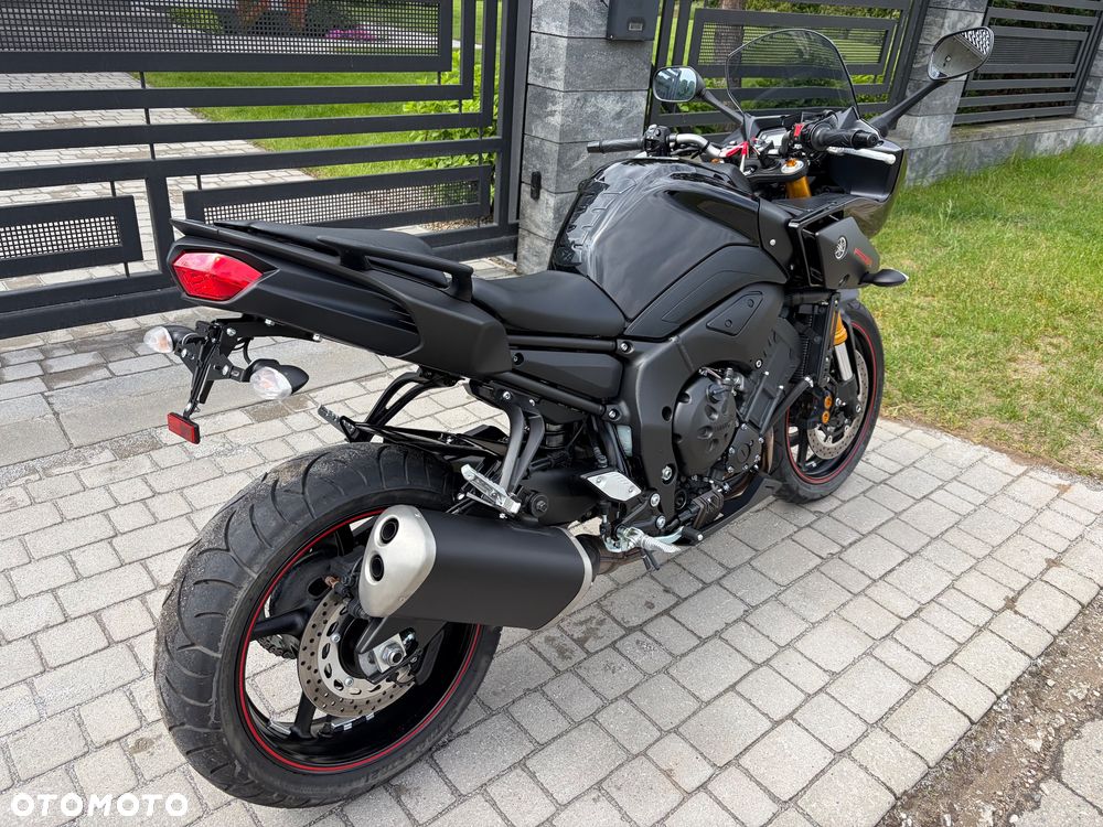 Yamaha FZ8 - 2