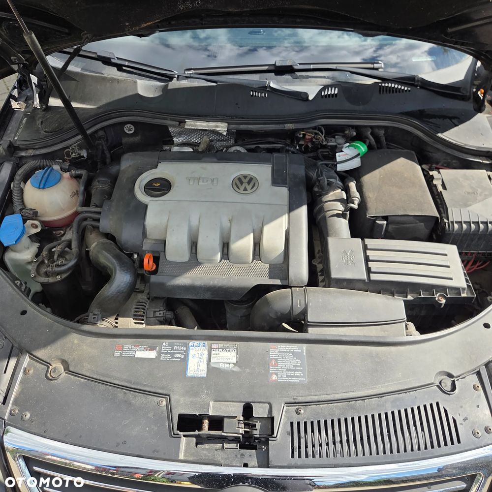 Volkswagen Passat 2.0 TDI DPF Comfortline - 11