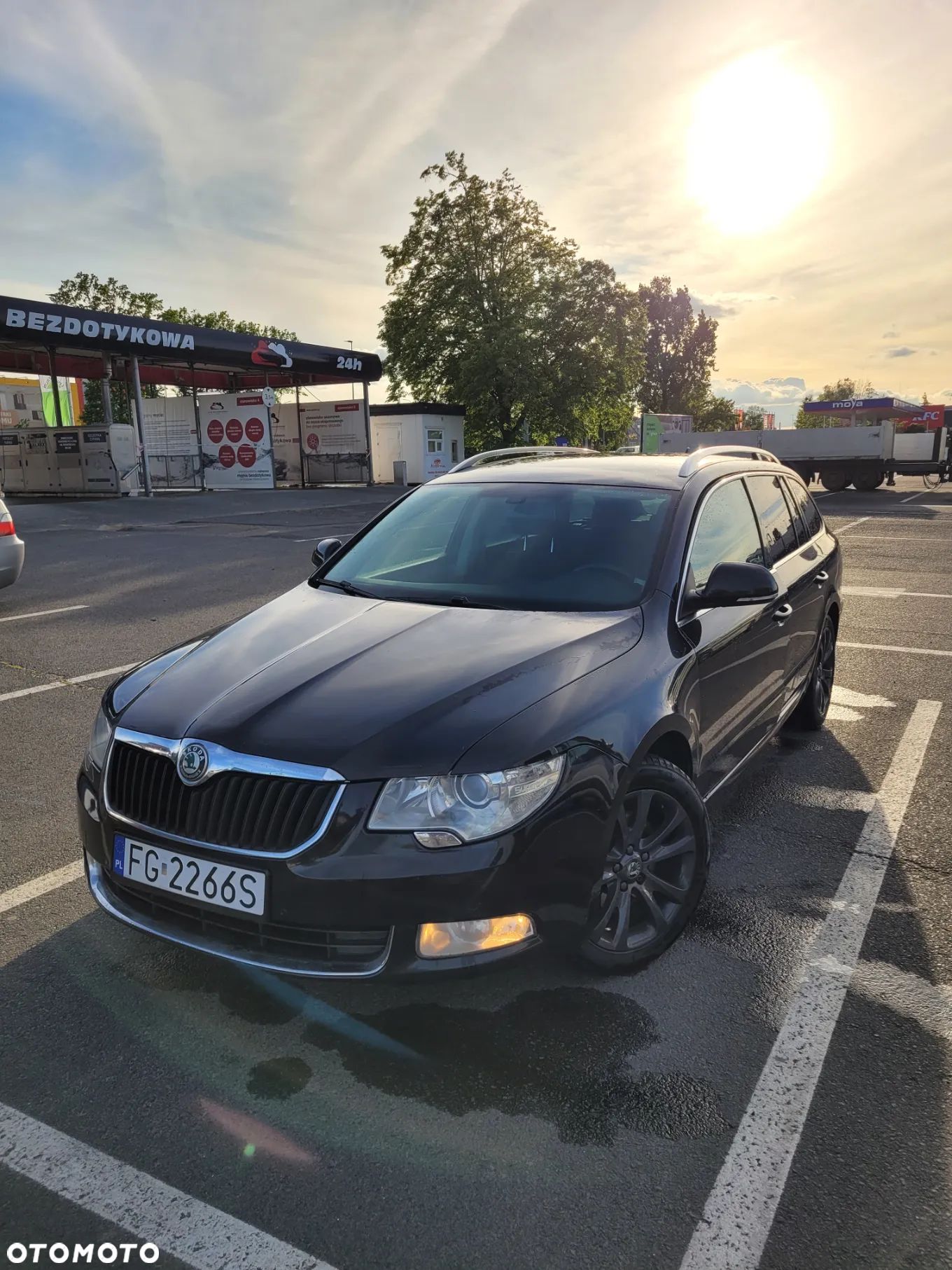 Skoda Superb Combi 2.0 TDI Active - 1