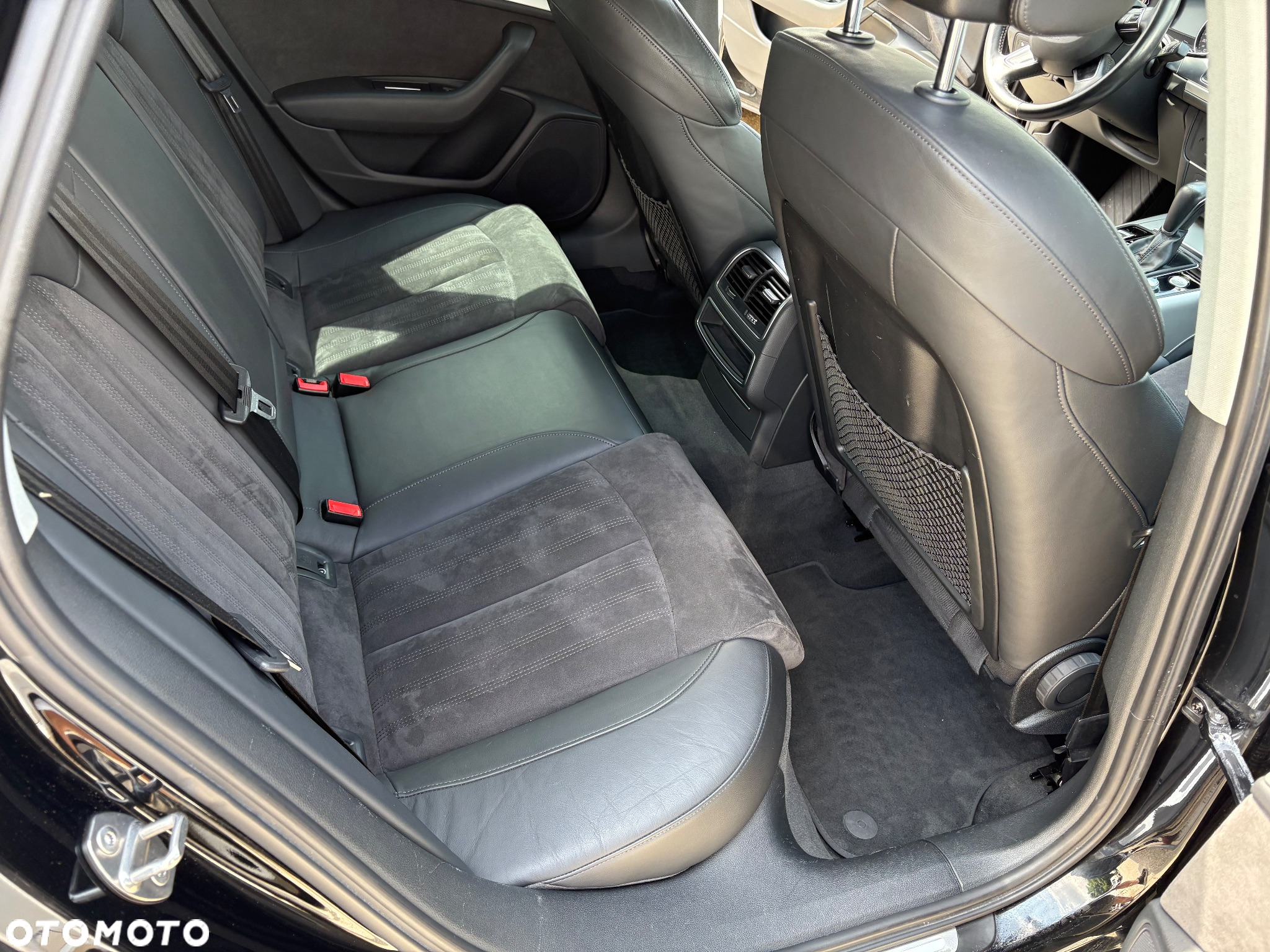 Audi A6 Avant 2.0 TDI Ultra S tronic - 23