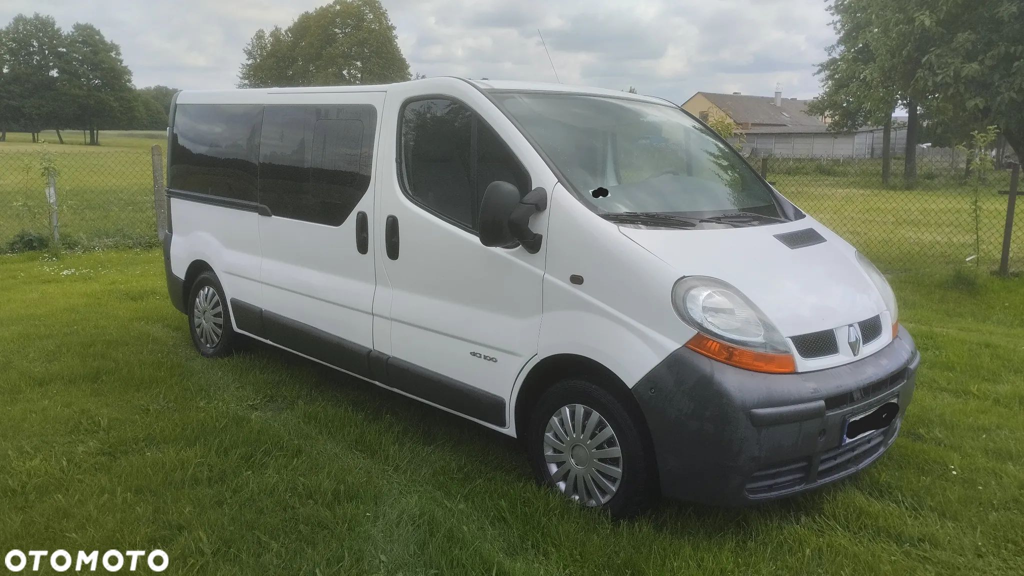 Renault Trafic - 1