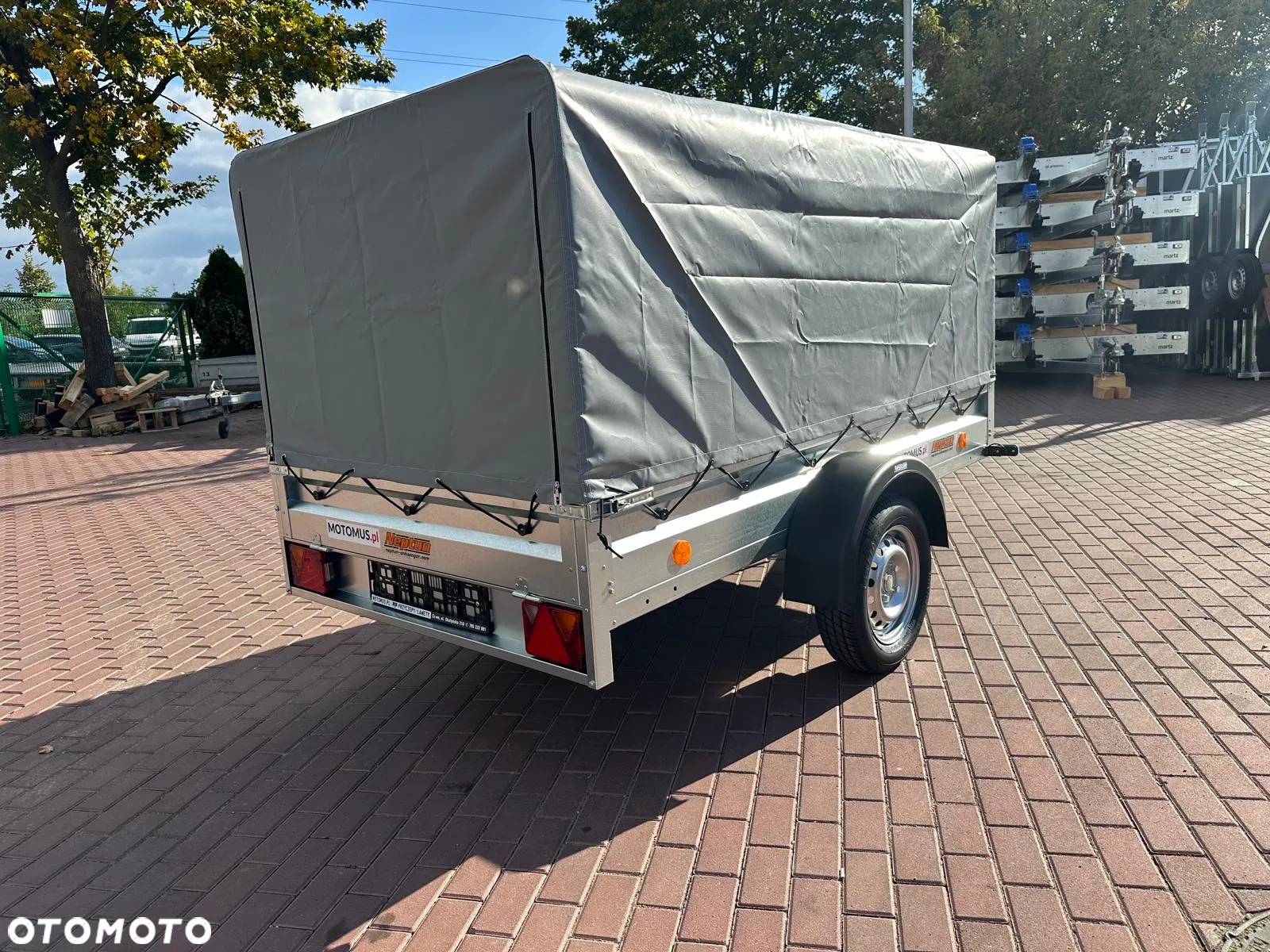 Neptun Przyczepa Neptun N7-236 PTW 236x129x30 + stelaż i plandeka H80 cm DMC 750 kg 1 osiowa funkcja uchyłu - 2