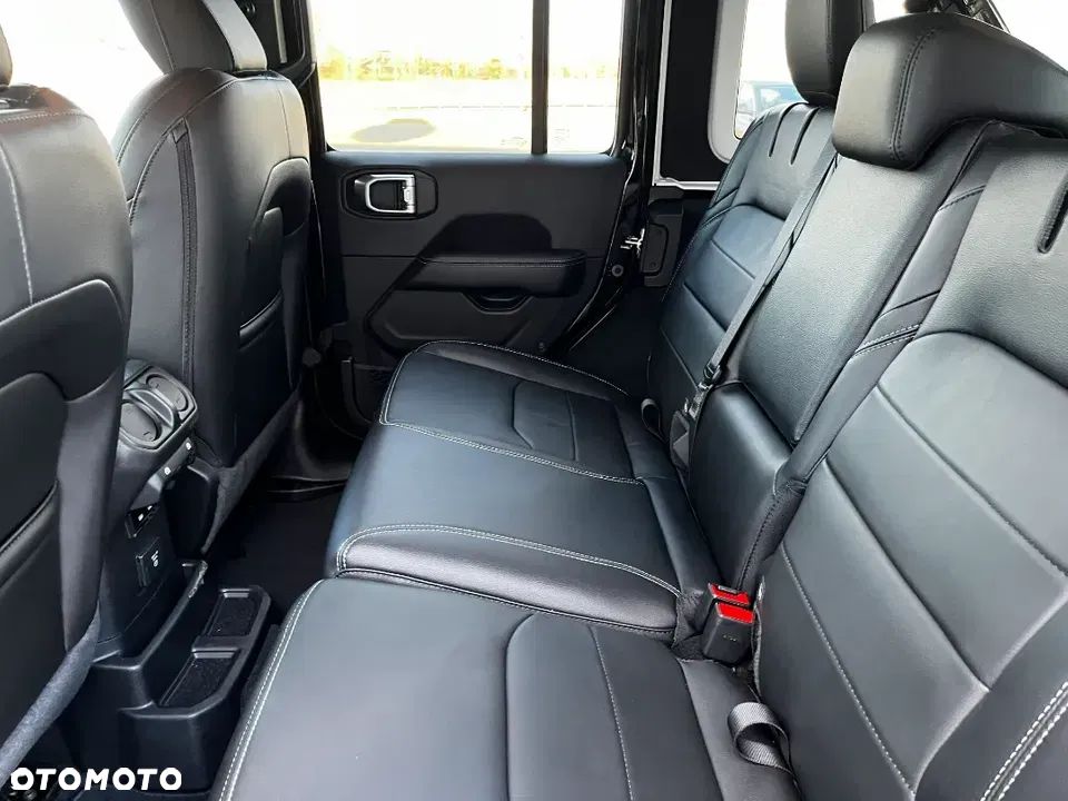 Jeep Wrangler Unlimited 2.0 Turbo PHEV 4xe Sahara - 6