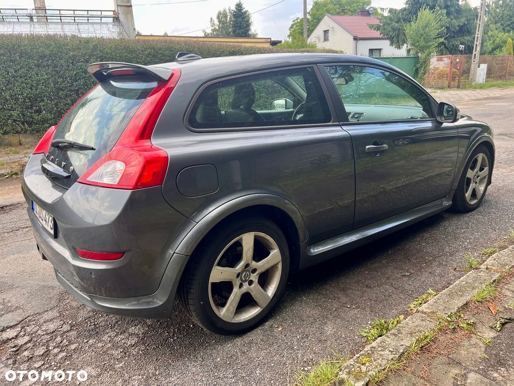 Volvo C30 D2 R-Design - 5