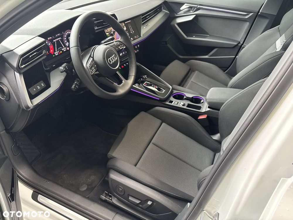 Audi A3 Sportback - 16