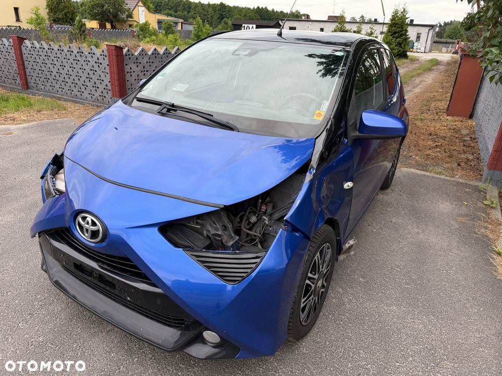 Toyota Aygo x-clusive Style Selection - 4