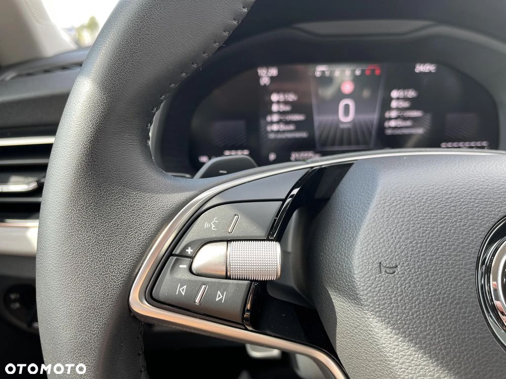 Skoda Scala 1.5 TSI Selection DSG - 28