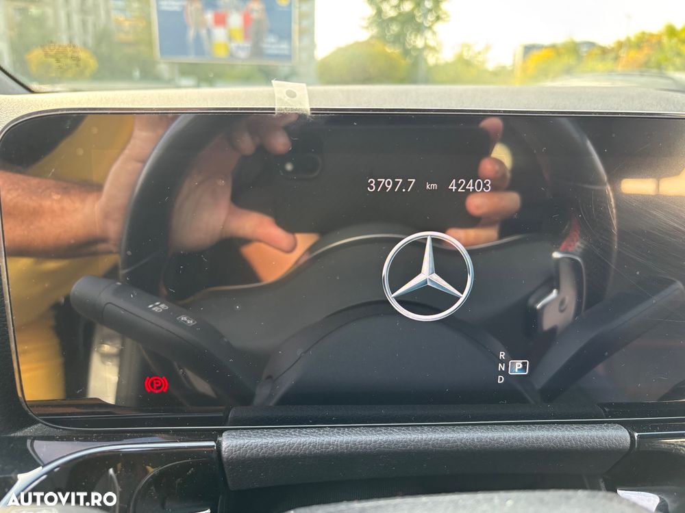 Mercedes-Benz GLA - 8
