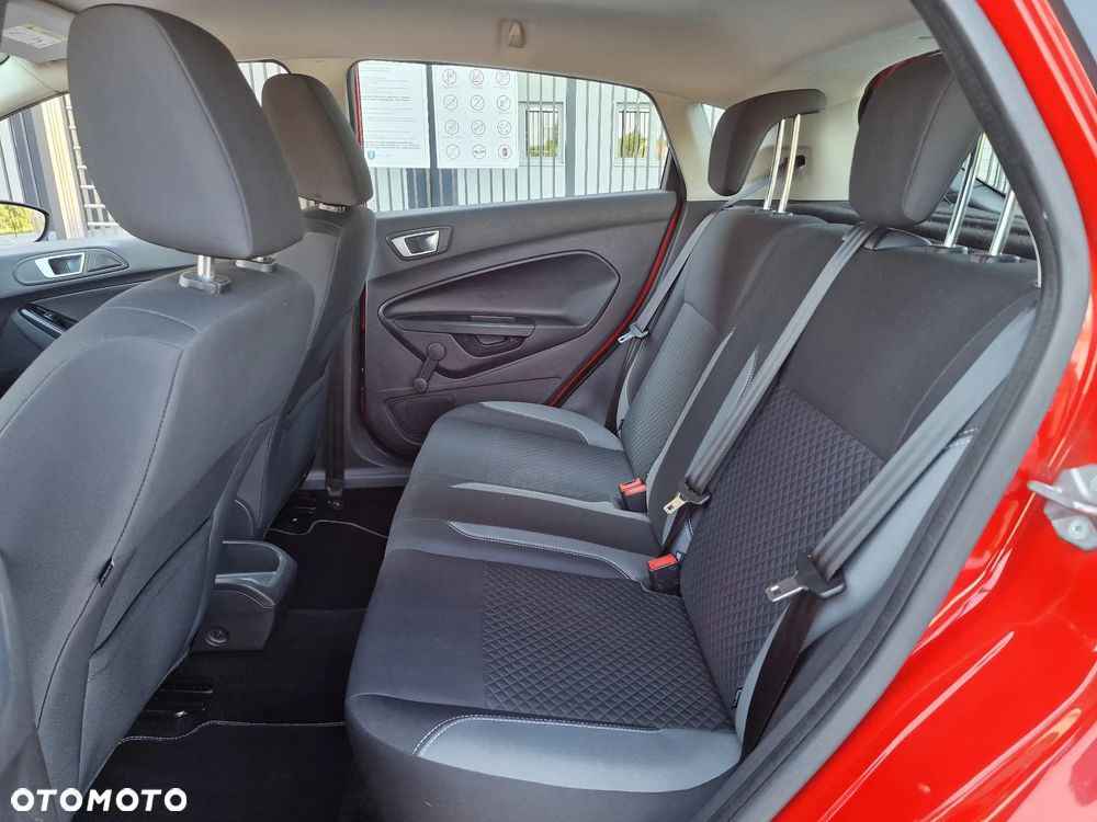 Ford Fiesta - 6