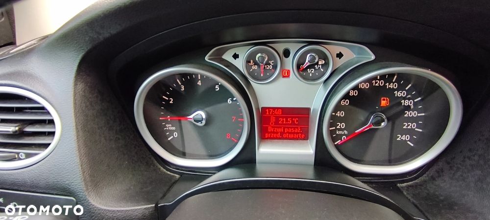 Ford Focus - 27