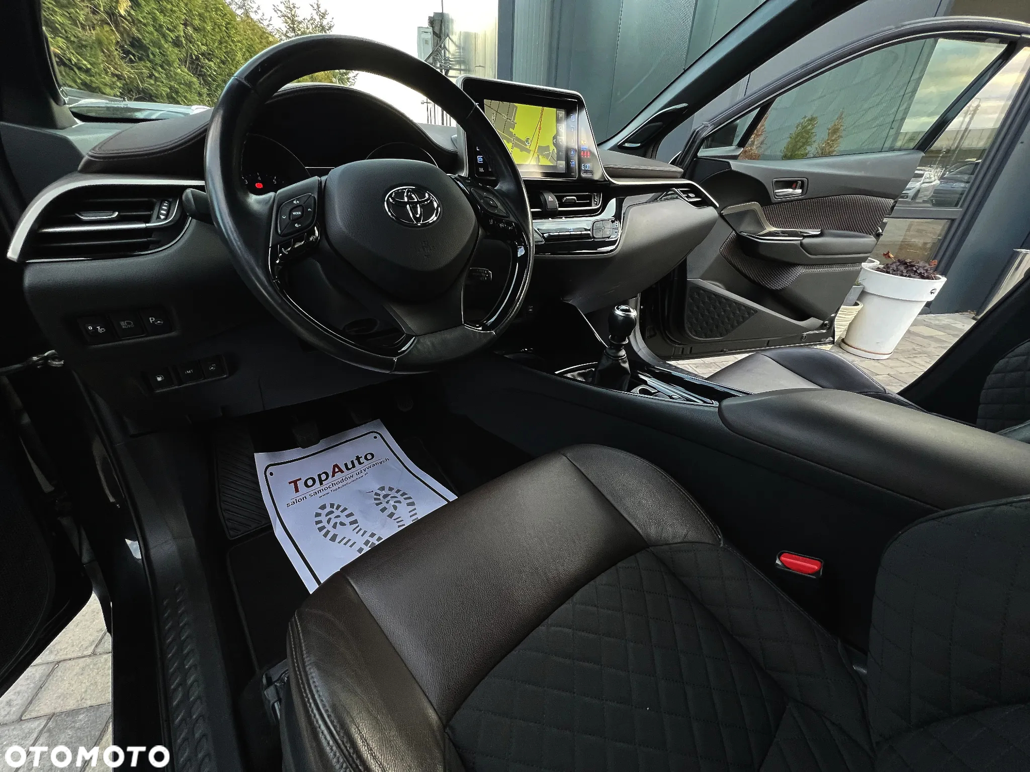 Toyota C-HR 1.2 T Premium - 21