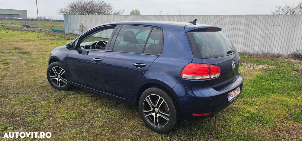 Volkswagen Golf 1.6 TDI DPF 4Motion MATCH - 7