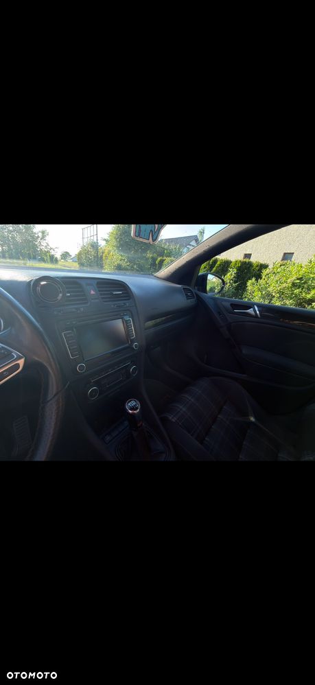 Volkswagen Golf - 13