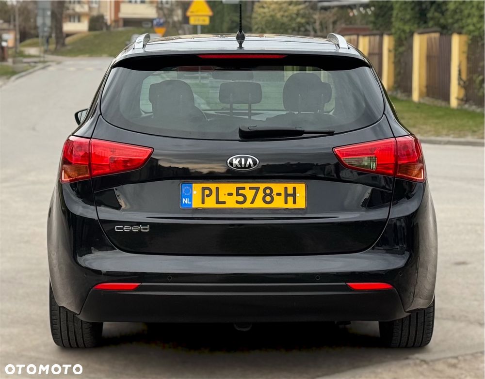 Kia Ceed 1.6 GDI ISG Spirit - 6