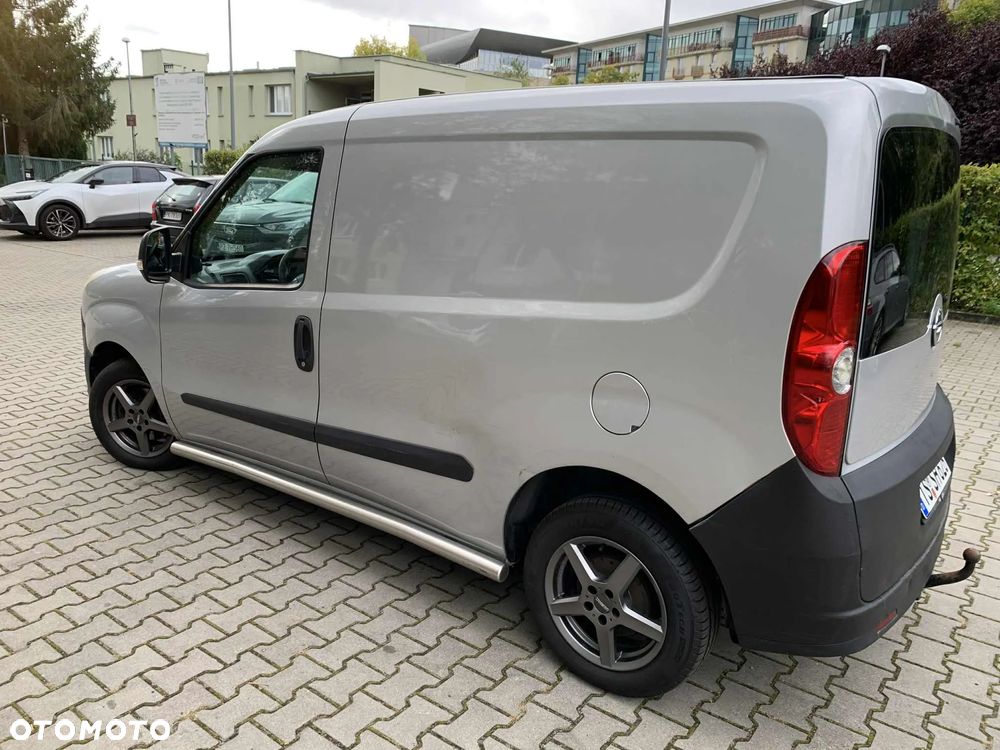 Opel Combo - 9