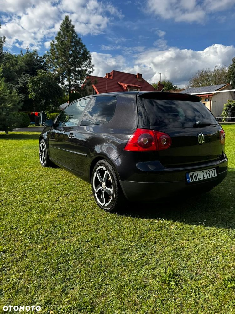 Volkswagen Golf - 9