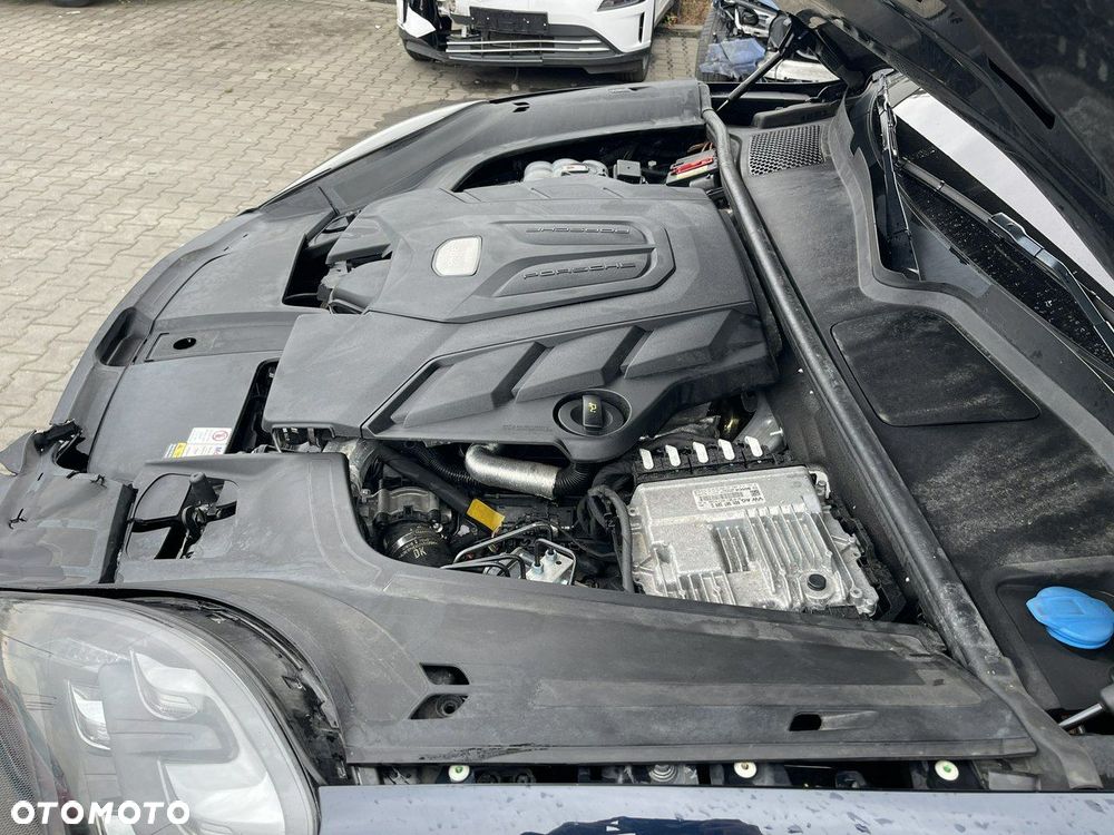 Porsche Cayenne Tiptronic S Platinum Edition - 16
