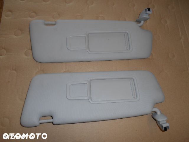 OSŁONA PRZECIWSŁONECZNA AUDI A4 A5 8K0857551