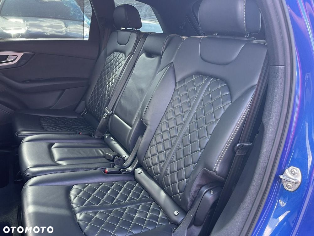 Audi SQ7 4.0 TDI Quattro Tiptronic - 18