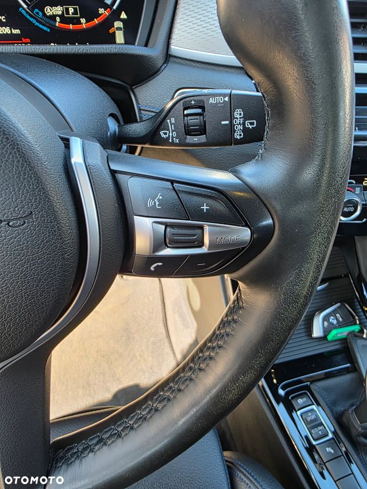 BMW X2 sDrive18i - 16