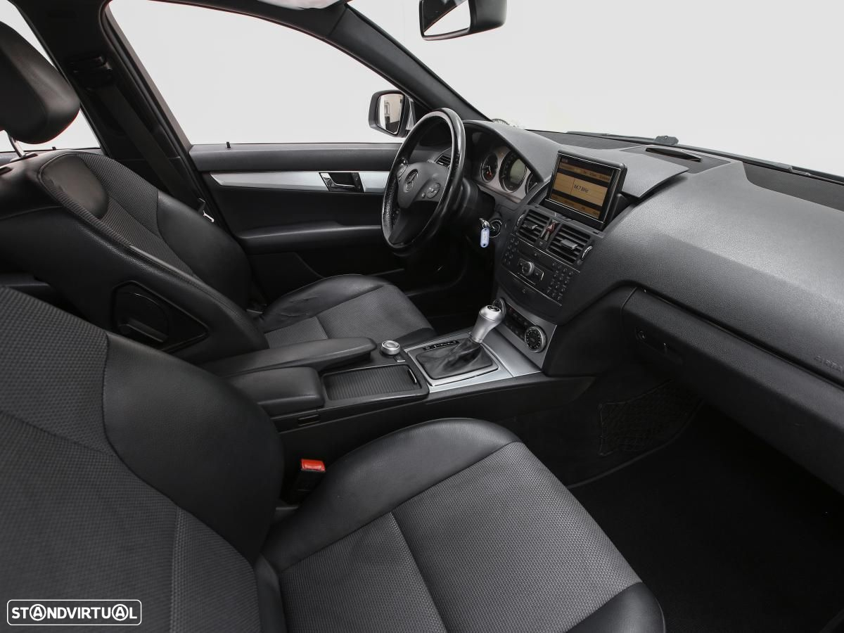 Mercedes-Benz C 220 - 11