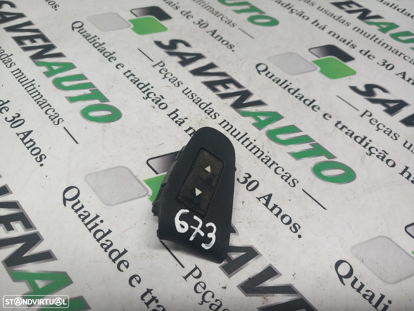 Botão / Botões / Comutador Vidro Dto Fiat Stilo (192_) - 1