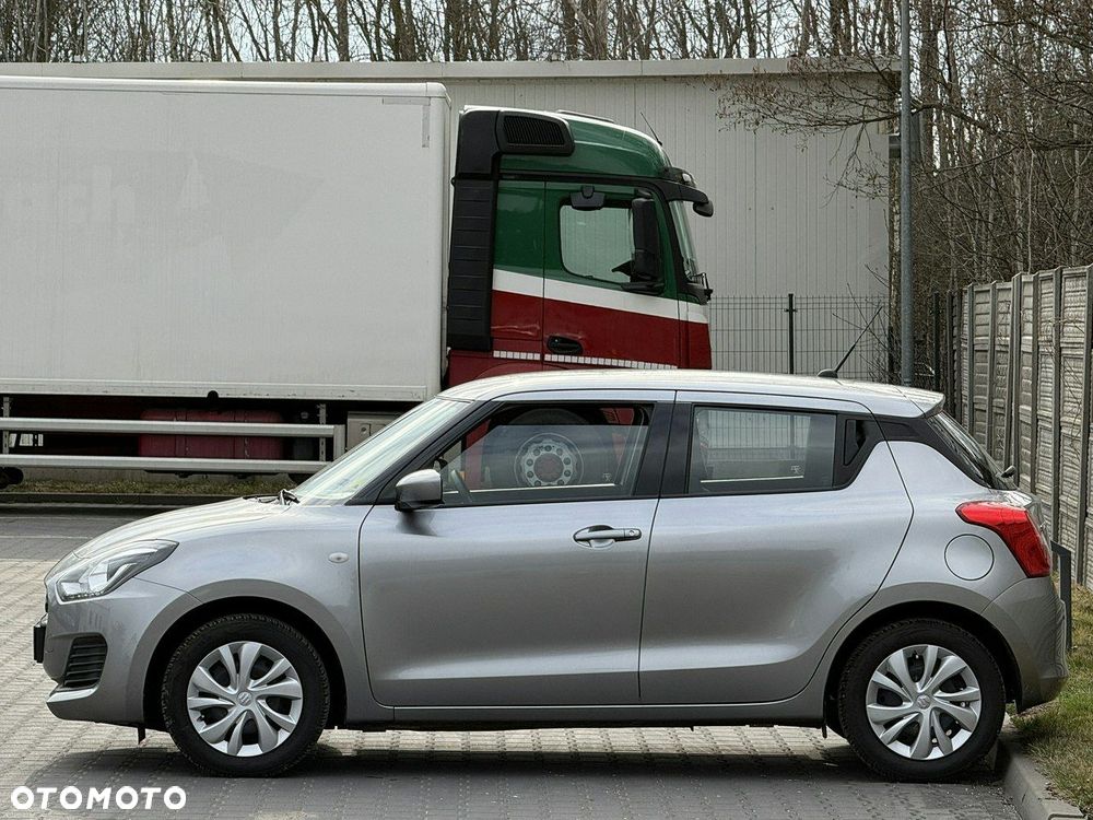 Suzuki Swift - 22