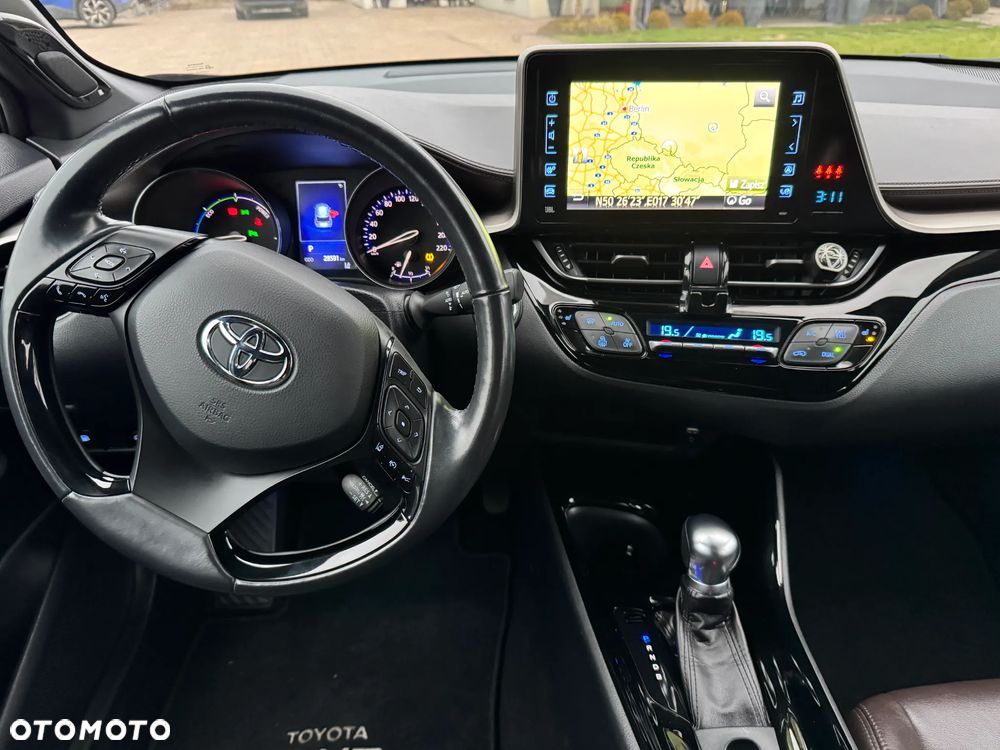 Toyota C-HR 1.8 Hybrid Premium - 17