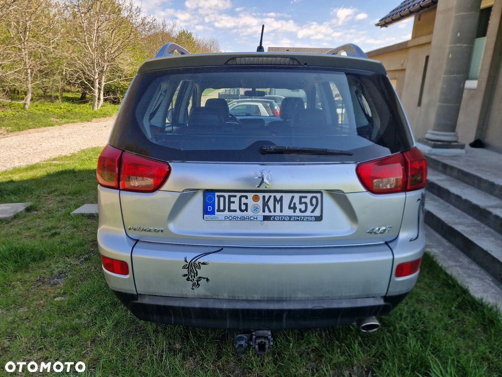 Peugeot 4007 7-Sitzer Sport - 19