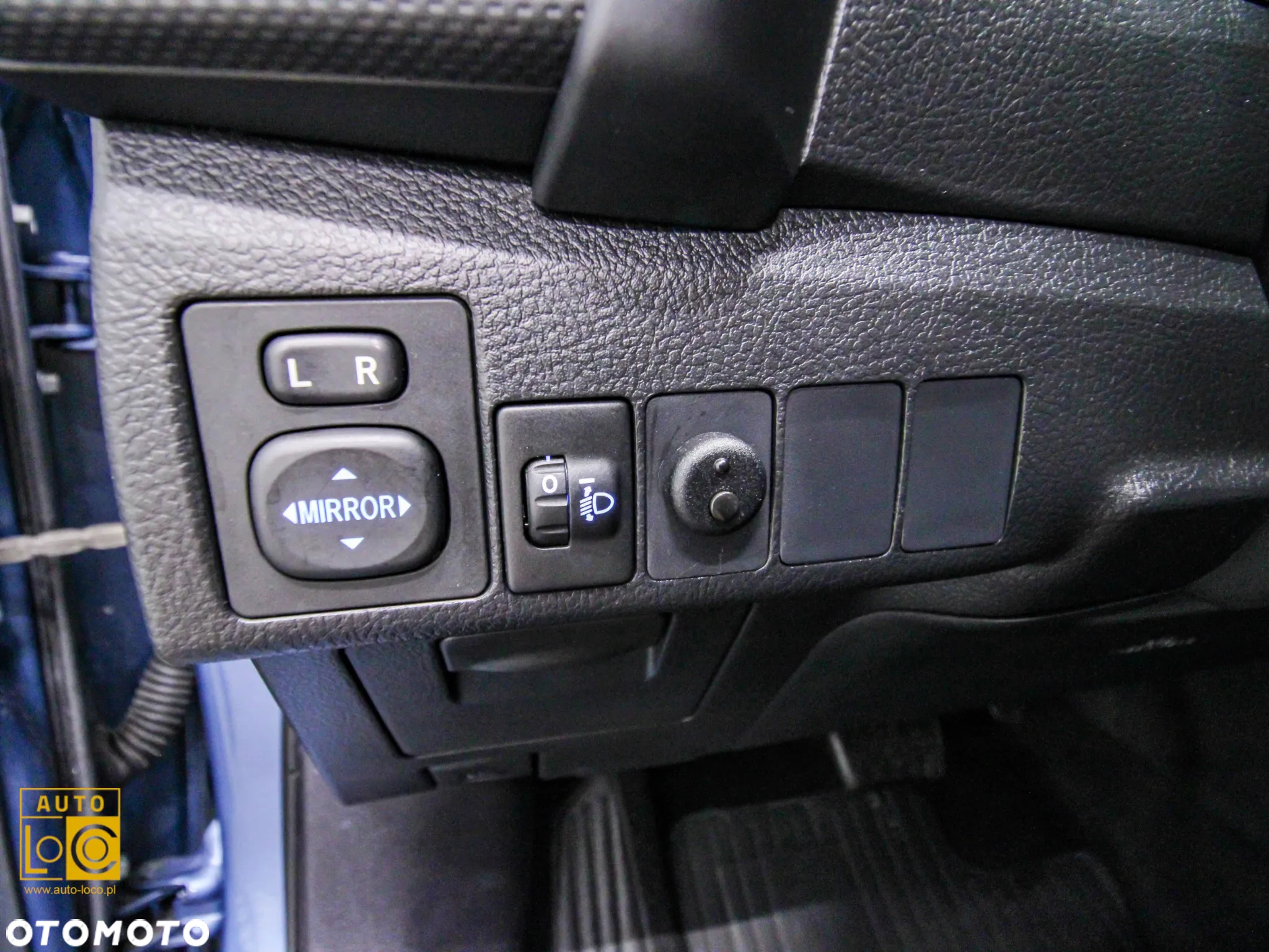 Toyota Auris Hybrid 135 Active - 24