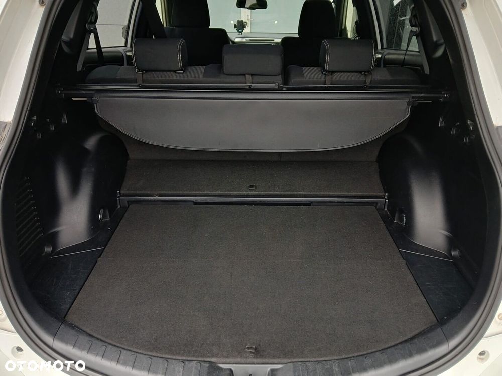Toyota RAV4 Hybrid Premium 4x2 - 36