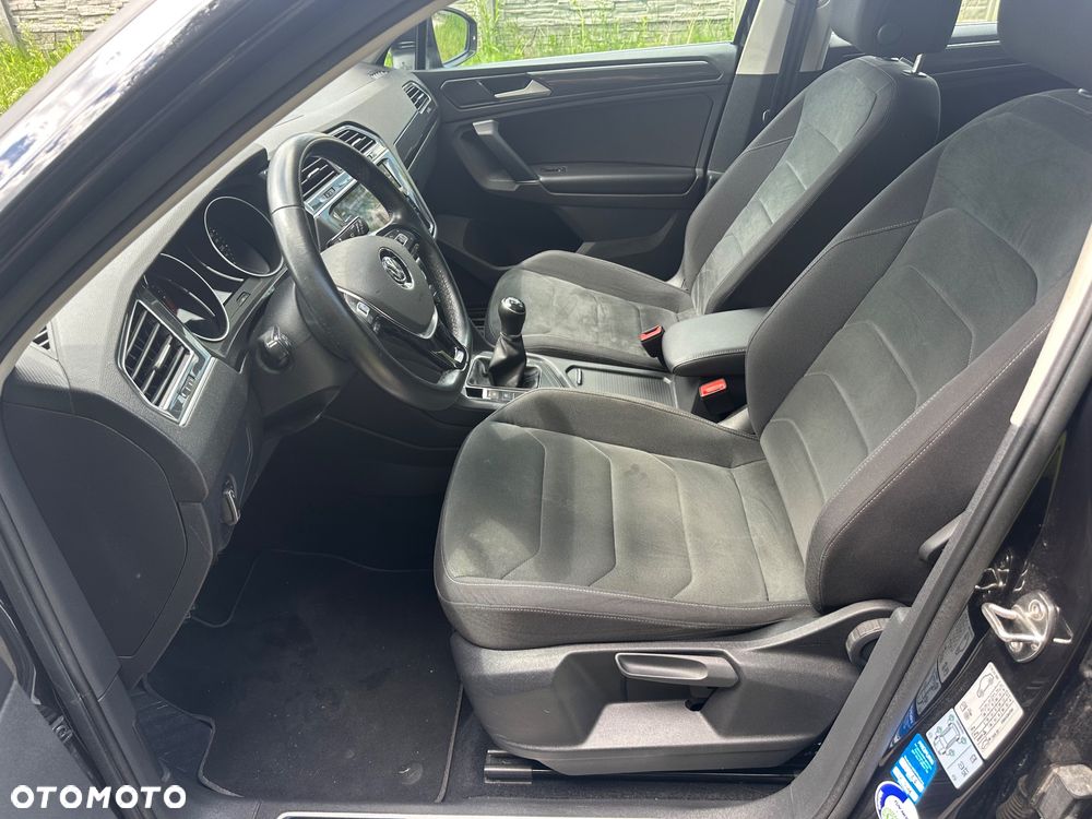Volkswagen Tiguan - 13