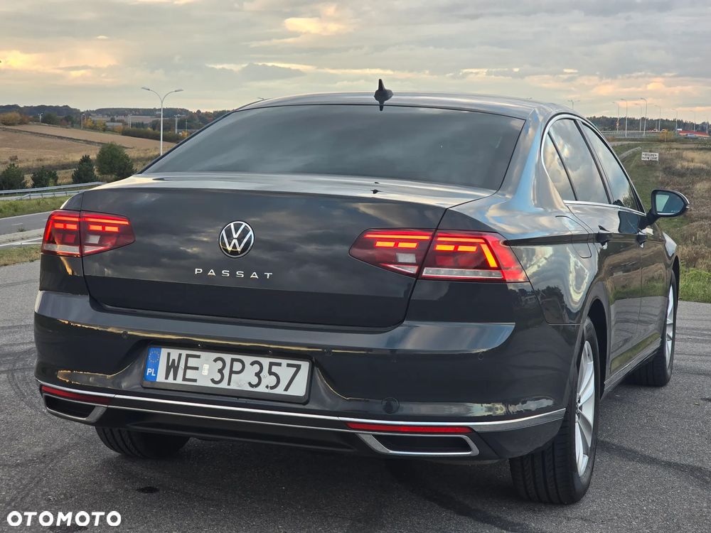 Volkswagen Passat 2.0 TSI Elegance DSG - 10