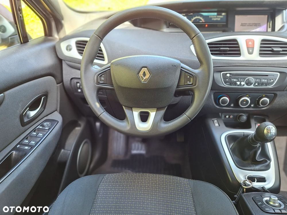 Renault Scenic 1.4 16V TCE Bose Edition - 27